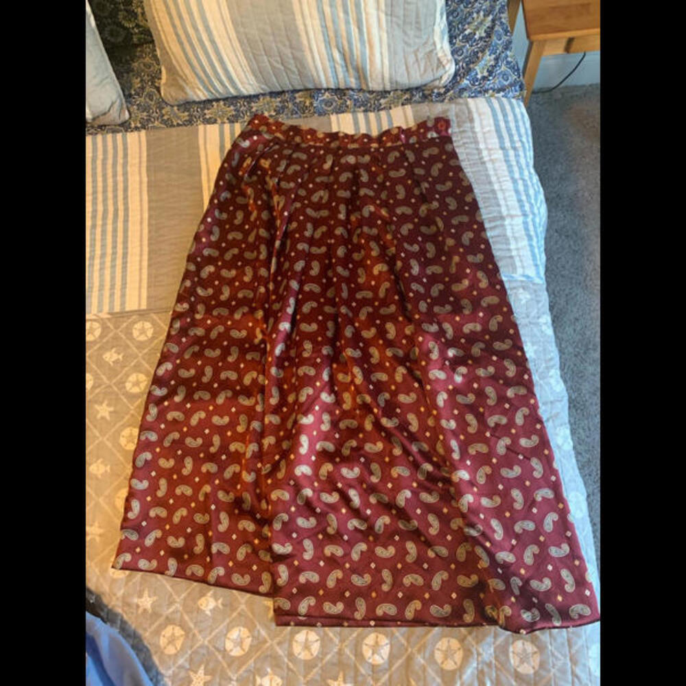 burgundy ankle length skirt